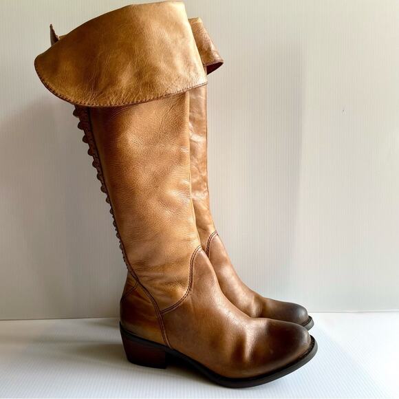 VINCE CAMUTO Bollo Knee High Boots Size 6 Leather Distressed Studs Boho Edgy - Picture 9 of 13